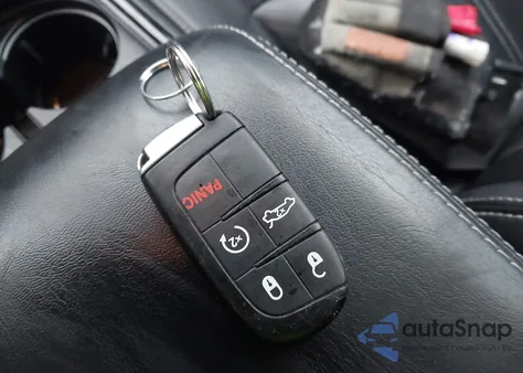 2021 Chrysler 300 300S из США, поврежденный, VIN 2C3CCABG2MH545546